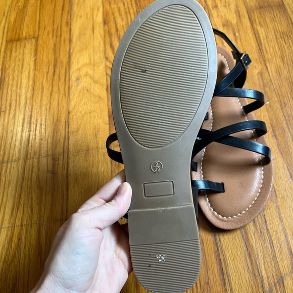 Black Flats NWOT - Picture 2 of 4